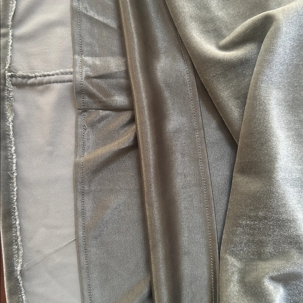 Jenny Yoo Sage Stretch Velvet Sabrina Dress Sz 16. - Picture 6 of 6